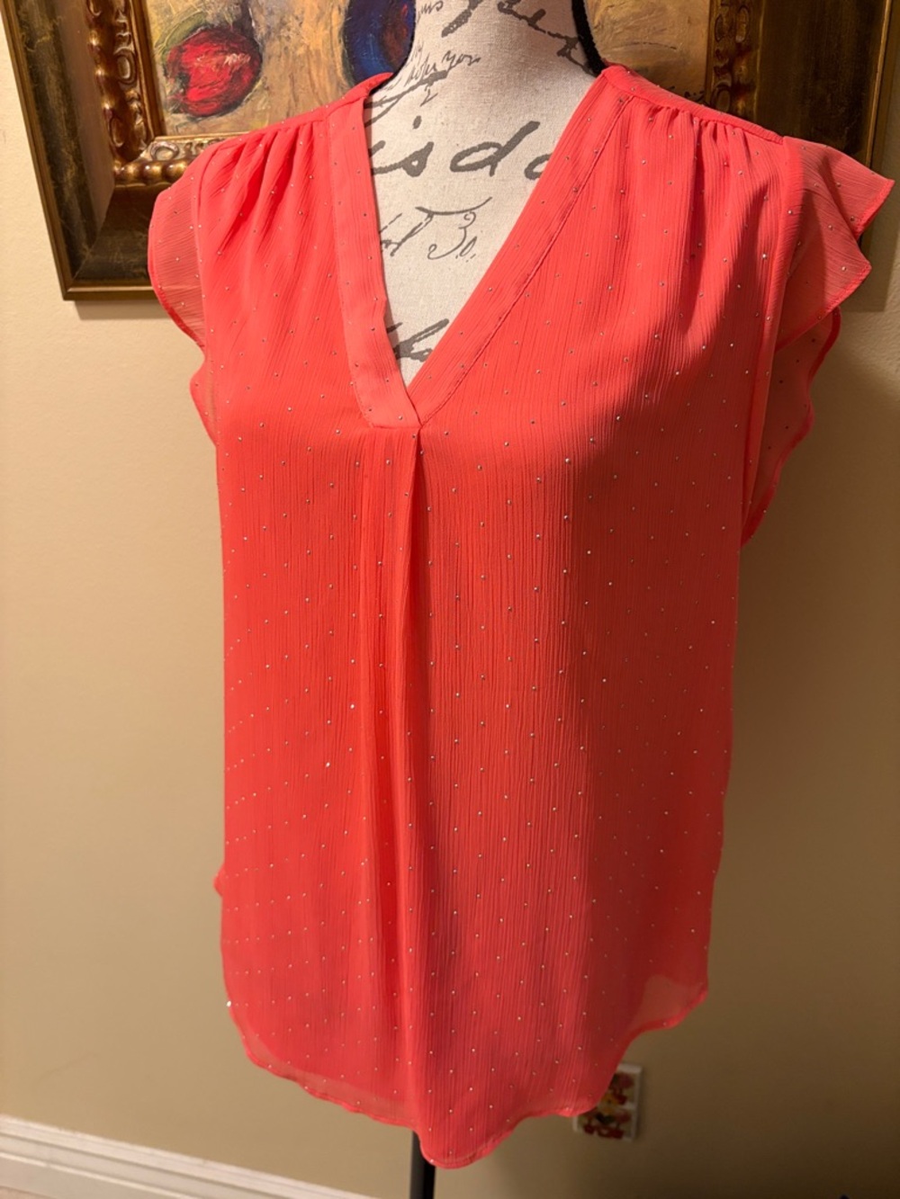 Vince Camuto Coral V-Neck Cap Sleeve Lined lightweight Blouse with Metallic Dots